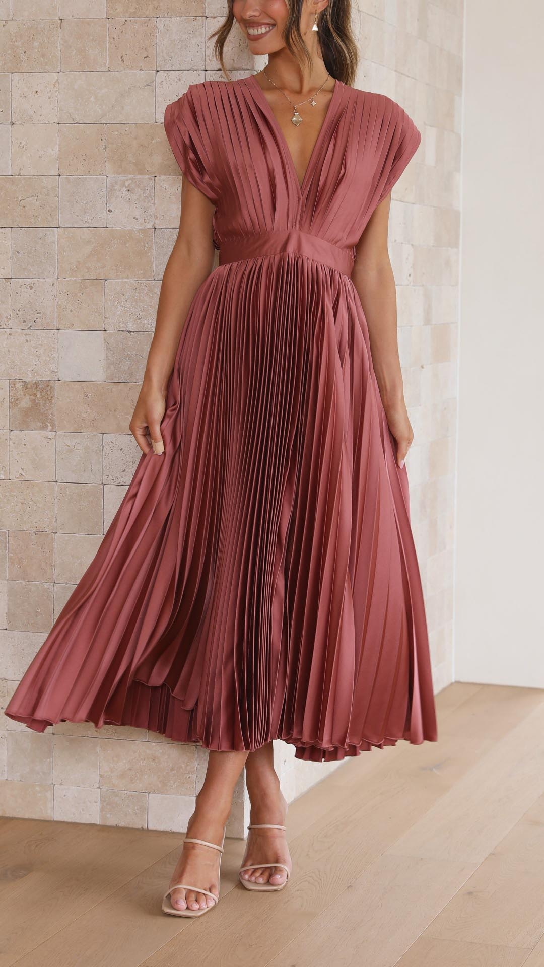 Women's Pleated Maxi Dress | V Neck